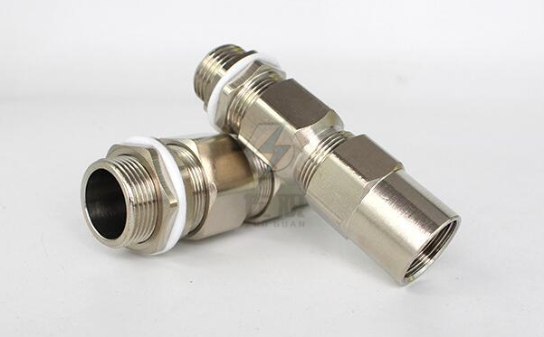 防爆铠装电缆夹紧密封接头是什么